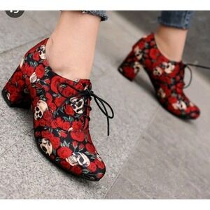 Floral Skull Lace-Up Women's Shoes